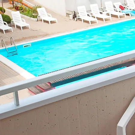 Marconi Seaside Residence, Pool, Wifi, Abruzzo شقة ألبا أدرياتيكا