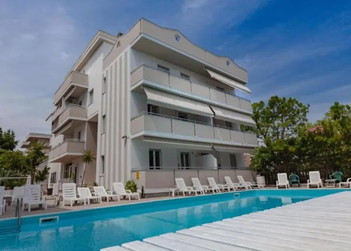Marconi Seaside Residence, Pool, Wifi, Abruzzo * Alba Adriatica